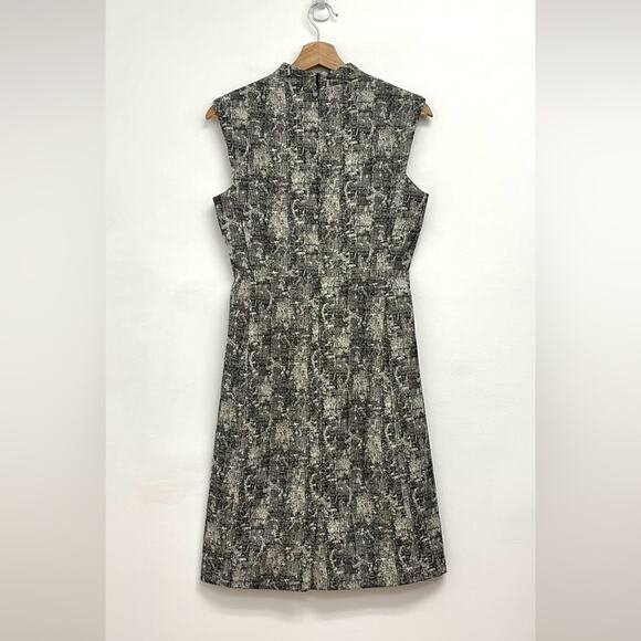 MM LaFleur Aditi Knee-Length Sleeveless Shift Dress Professional Crackle Size 2 - Picture 3 of 15